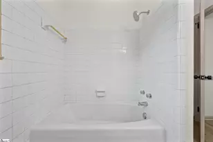 2409 Villa Ct, Anderson, SC 29621 - Photo 16