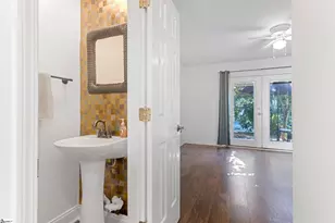 8 Bear Grass Ct, Greenville, SC 29605 - Photo 14