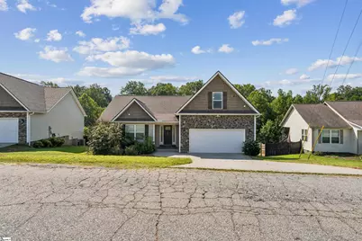 129 Lyman Lake Road, Lyman, SC 29365 - Photo 2
