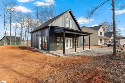 1002 Goodjoin Road, Campobello, SC 29322 - Photo 2