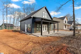 1002 Goodjoin Rd, Campobello, SC 29322 - Photo 2