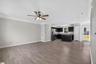 406 Edenvale Dr, Greer, SC 29651 - Photo 4