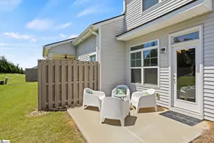 324 Hollenbeck Pl, Greenville, SC 29607 - Photo 24