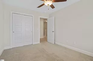 324 Hollenbeck Pl, Greenville, SC 29607 - Photo 18