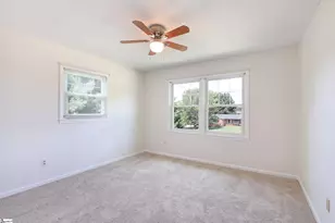 104 Forest Park Dr, Easley, SC 29642 - Photo 32