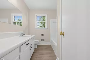 300 Drury Ln, Mauldin, SC 29662 - Photo 18