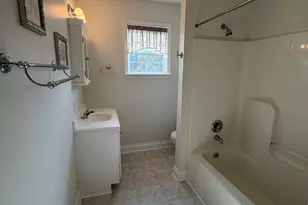 214 Jones St, Laurens, SC 29326 - Photo 14
