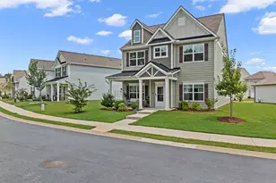 649 Columbus Cir, Simpsonville, SC 29680 - Photo 2