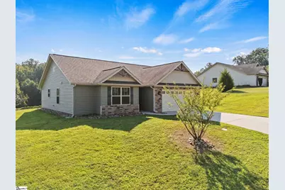 1 Hawkcrest Court, Travelers Rest, SC 29690 - Photo 8