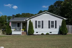 10 Meadowview Dr, Taylors, SC 29687 - Photo 2