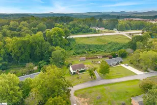 110 Earl St, Pickens, SC 29671 - Photo 38