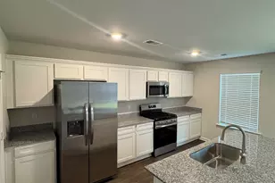 202 Hidden Hls Ln, Laurens, SC 29360 - Photo 4