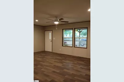 221 Helen Street, Clinton, SC 29325 - Photo 6