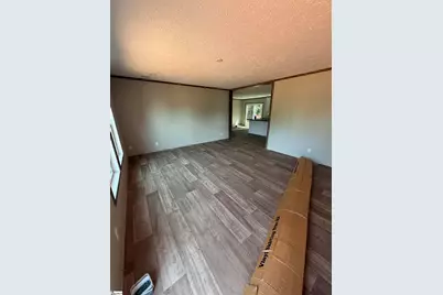 221 Helen Street, Clinton, SC 29325 - Photo 8