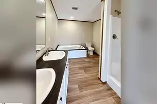 221 Helen St, Clinton, SC 29325 - Photo 22