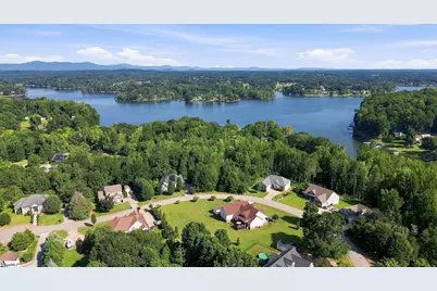 209 Roundstone Drive, Inman, SC 29349 - Photo 2