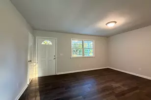 28 11th St, Greer, SC 29651 - Photo 6