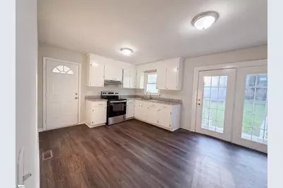 28 11th Street, Greer, SC 29651 - Photo 2