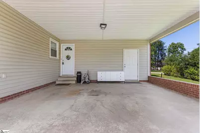 6301 N Pinnacle Drive, Spartanburg, SC 29303 - Photo 6
