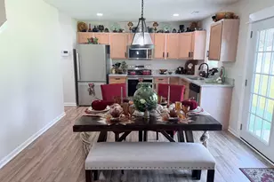 201 Garfield Ln, Simpsonville, SC 29681 - Photo 10