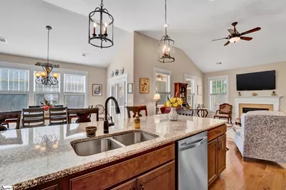 119 Summer Oak Lane, Simpsonville, SC 29680 - Photo 2