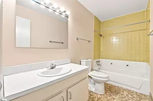 925 Cleveland St, Greenville, SC 29601 - Photo 30