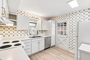 925 Cleveland St, Greenville, SC 29601 - Photo 16