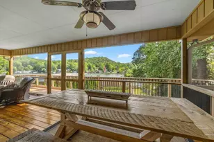 1522 W Lakeshore Dr, Landrum, SC 29356 - Photo 16