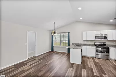 200 McConnell Road, Taylors, SC 29687 - Photo 6