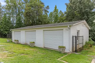 181 White Road, Wellford, SC 29385 - Photo 6