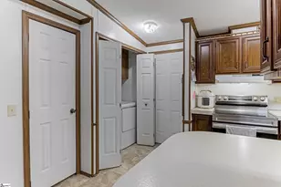 181 White Rd, Wellford, SC 29385 - Photo 14