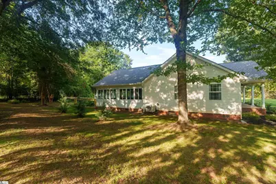 646 Gum Springs Road, Taylors, SC 29688 - Photo 8