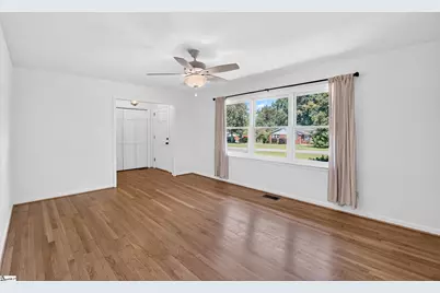 617 Sharondale Court, Spartanburg, SC 29303 - Photo 10
