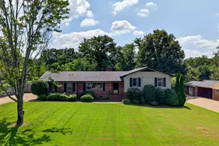 617 Sharondale Ct, Spartanburg, SC 29303 - Photo 1