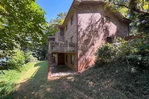 210 Lakeview Dr, Seneca, SC 29672 - Photo 8