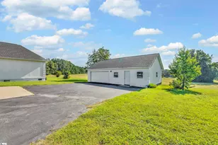 293 Berry Rd, Boiling Springs, SC 29316 - Photo 28
