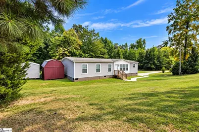 200 Eva Plaza, Easley, SC 29640 - Photo 2