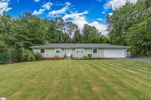 102 Ravensworth Rd, Taylors, SC 29687 - Photo 2