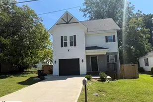 322 E Bearden St, Greer, SC 29651 - Photo 1