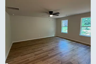 113 Barwood Circle, Greenville, SC 29611 - Photo 4