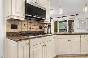 24 Appian Cir, Simpsonville, SC 29681 - Photo 12