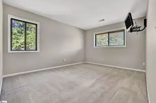 1105 Charter Oak Dr, Taylors, SC 29687 - Photo 12