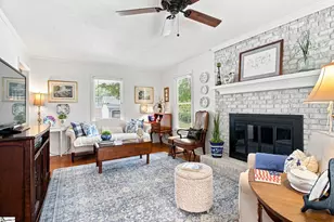 206 Angie Dr, Taylors, SC 29687 - Photo 2