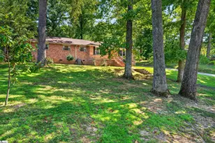 205 Lakewood Dr, Spartanburg, SC 29302 - Photo 6