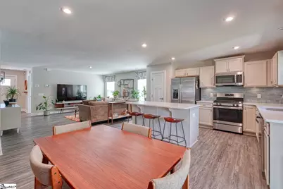1038 Hunter Green Lane, Spartanburg, SC 29302 - Photo 8