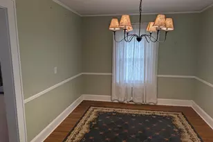 302 Caldwell St, Campobello, SC 29322 - Photo 6