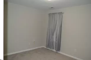 223 Stockbridge Dr, Spartanburg, SC 29301 - Photo 12