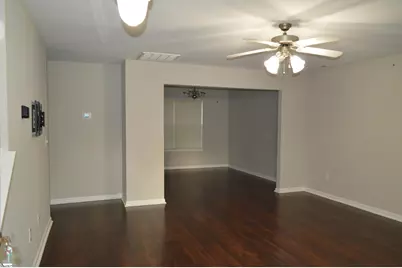223 Stockbridge Drive, Spartanburg, SC 29301 - Photo 4