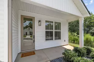 4015 Old Brooks Ct, Greer, SC 29651 - Photo 4