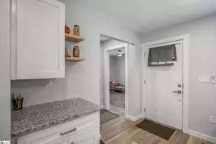 17 Cardinal Dr, Taylors, SC 29687 - Photo 6